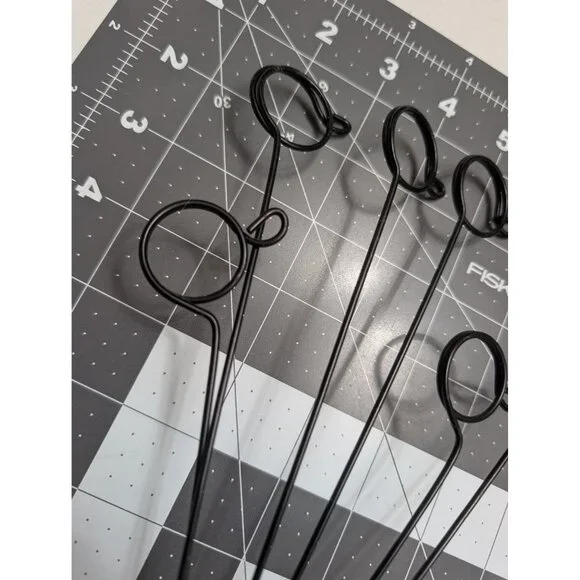 Baseball Photo Post Card Holder Decor Resin wire mit and ball 6 posts 13 inch - Picture 2 of 11